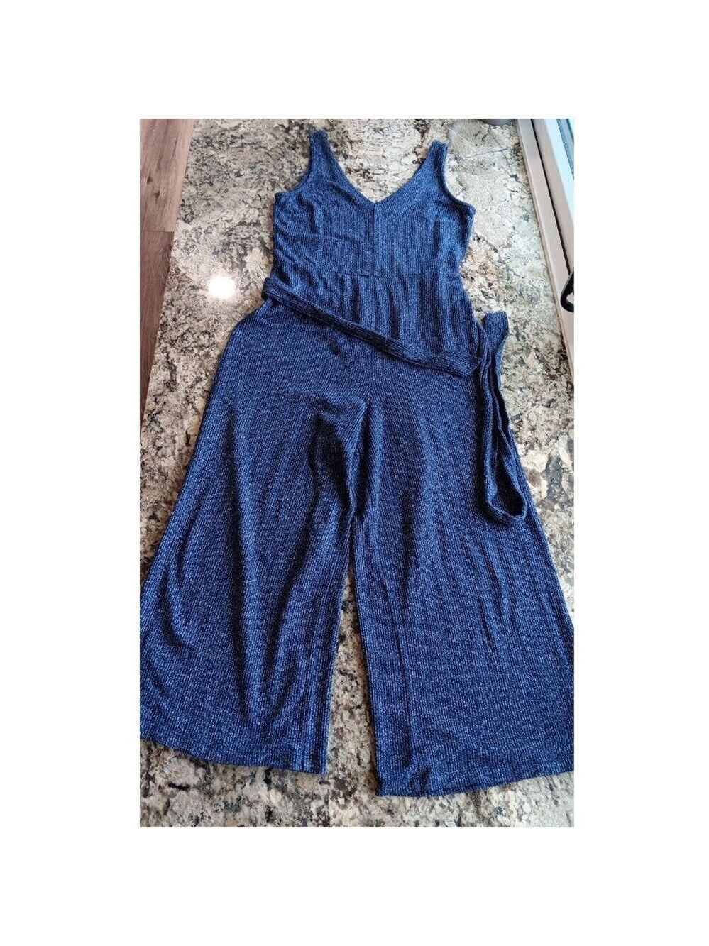 X-Small Gap Ribbed Belt-Tie Jumpsuit XS In Excellent Condition